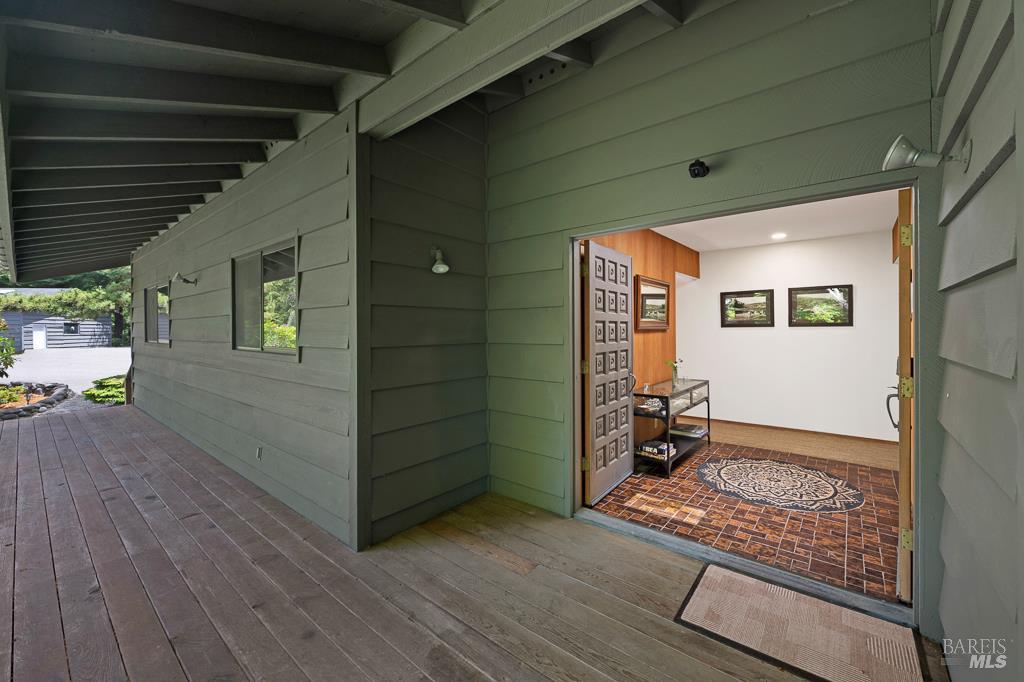 Detail Gallery Image 16 of 75 For 37275 Glennen Dr, Gualala,  CA 95445 - 3 Beds | 3 Baths