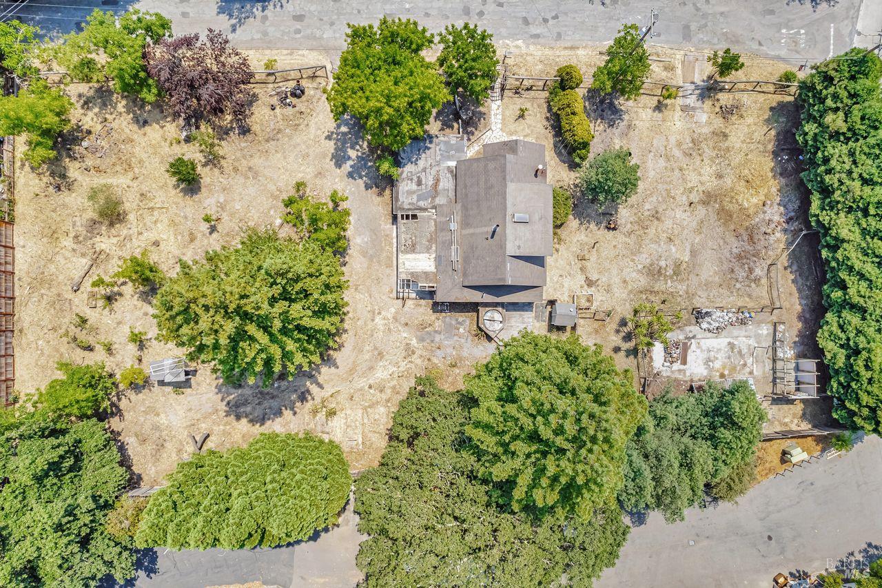 Detail Gallery Image 5 of 43 For 2690 Meier Rd, Sebastopol,  CA 95472 - 2 Beds | 1/1 Baths