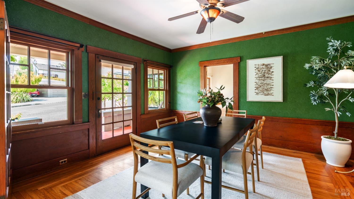Detail Gallery Image 12 of 64 For 306 Howard St, Petaluma,  CA 94952 - 2 Beds | 1/1 Baths