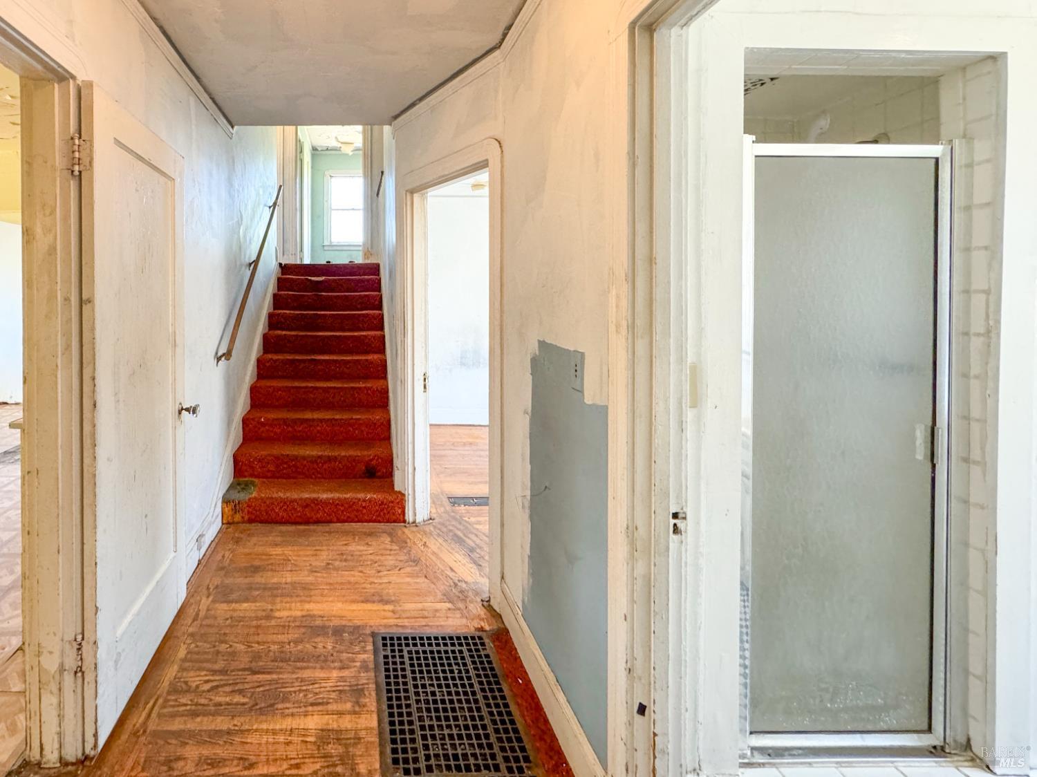 Detail Gallery Image 20 of 31 For 2901 Seminary Ave, Oakland,  CA 94605 - 4 Beds | 1/1 Baths
