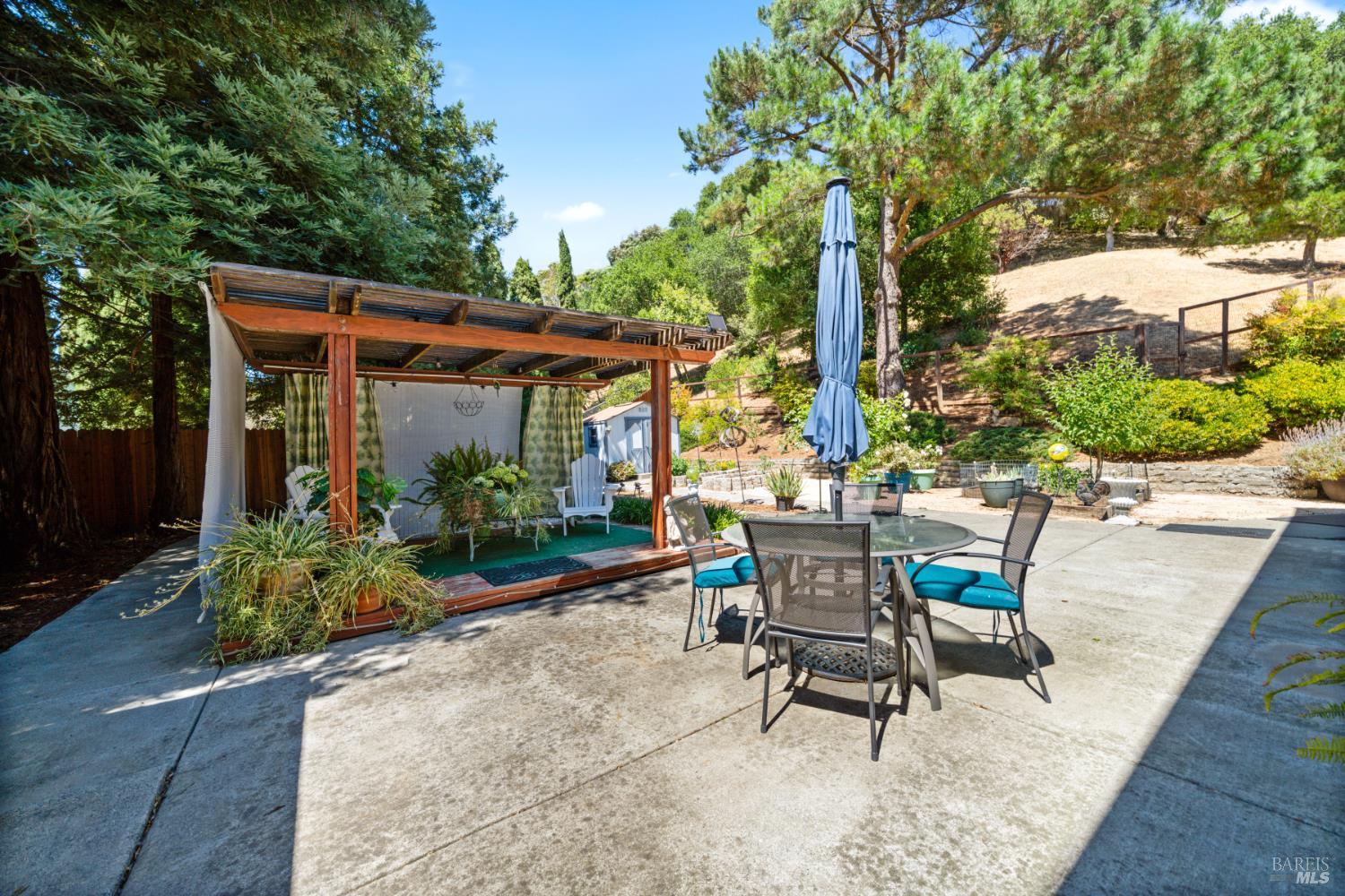 Detail Gallery Image 38 of 52 For 124 Hydrangea Ct, Vallejo,  CA 94591 - 4 Beds | 2/1 Baths