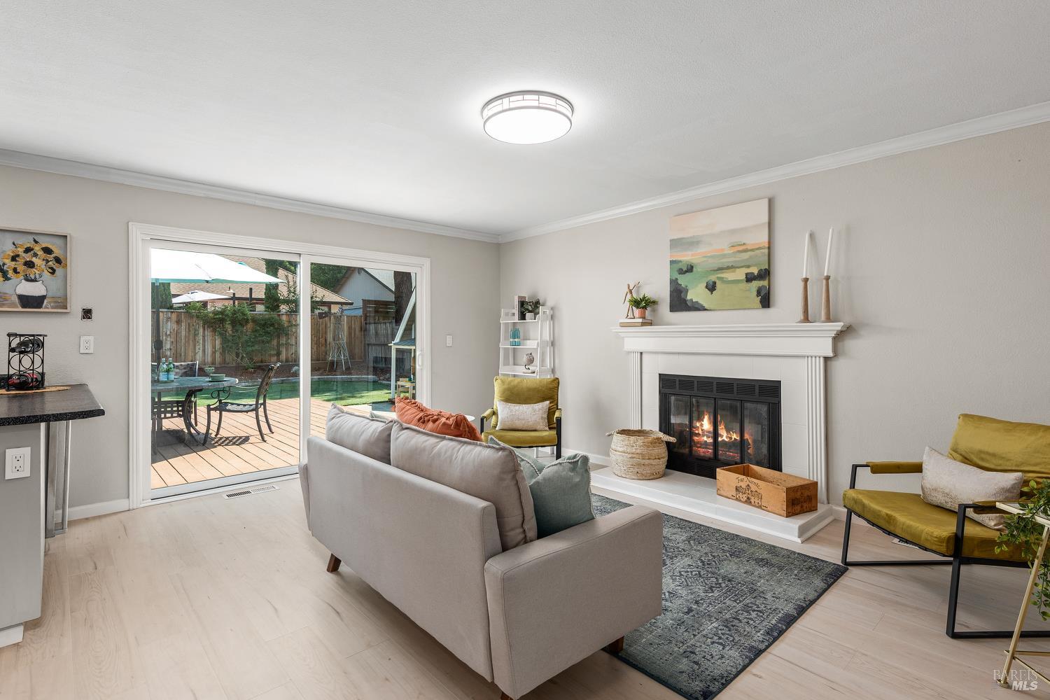 Detail Gallery Image 9 of 26 For 5330 Arnica Way, Santa Rosa,  CA 95403 - 4 Beds | 2 Baths