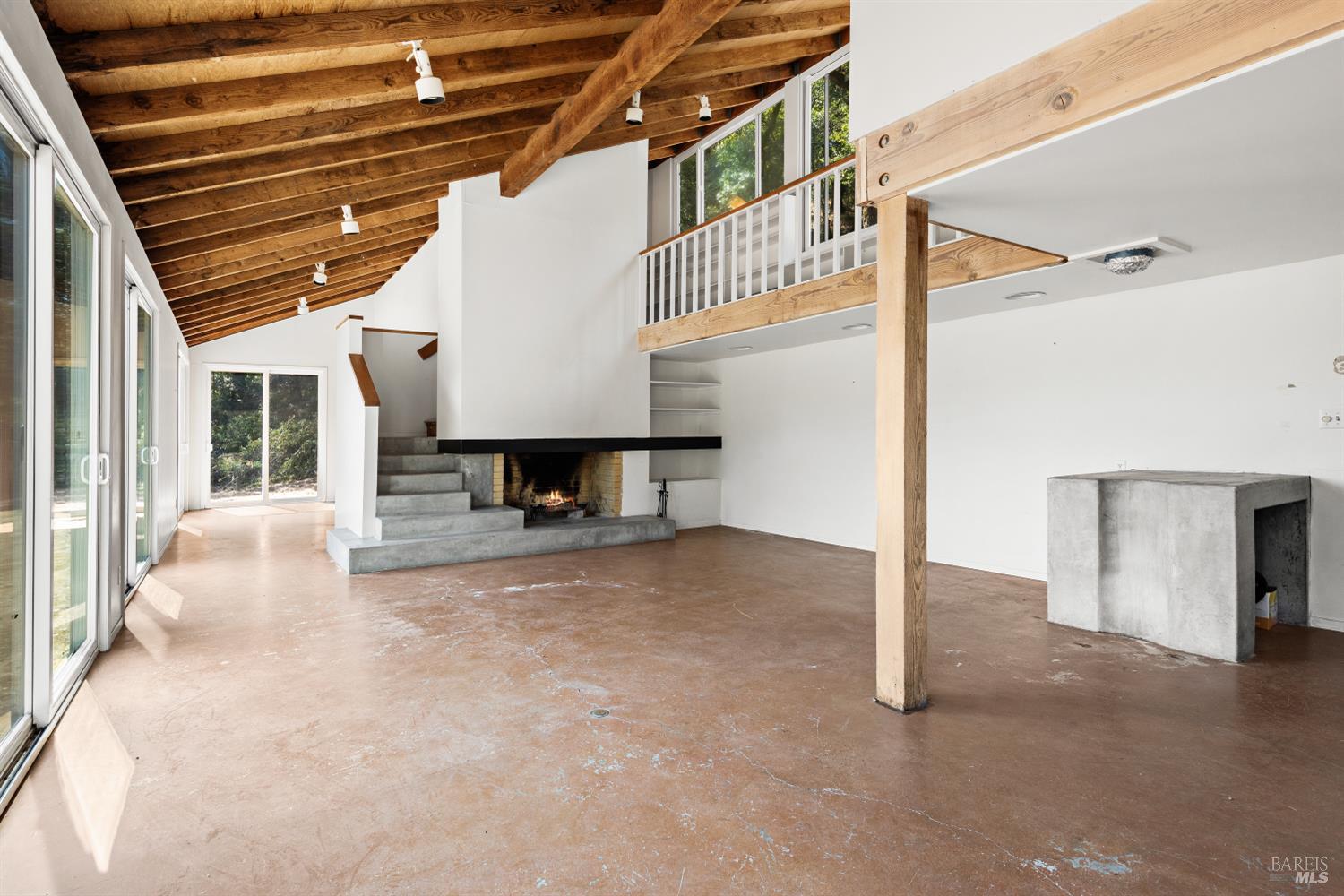 Detail Gallery Image 3 of 24 For 510 Wall Rd, Napa,  CA 94558 - 3 Beds | 2 Baths