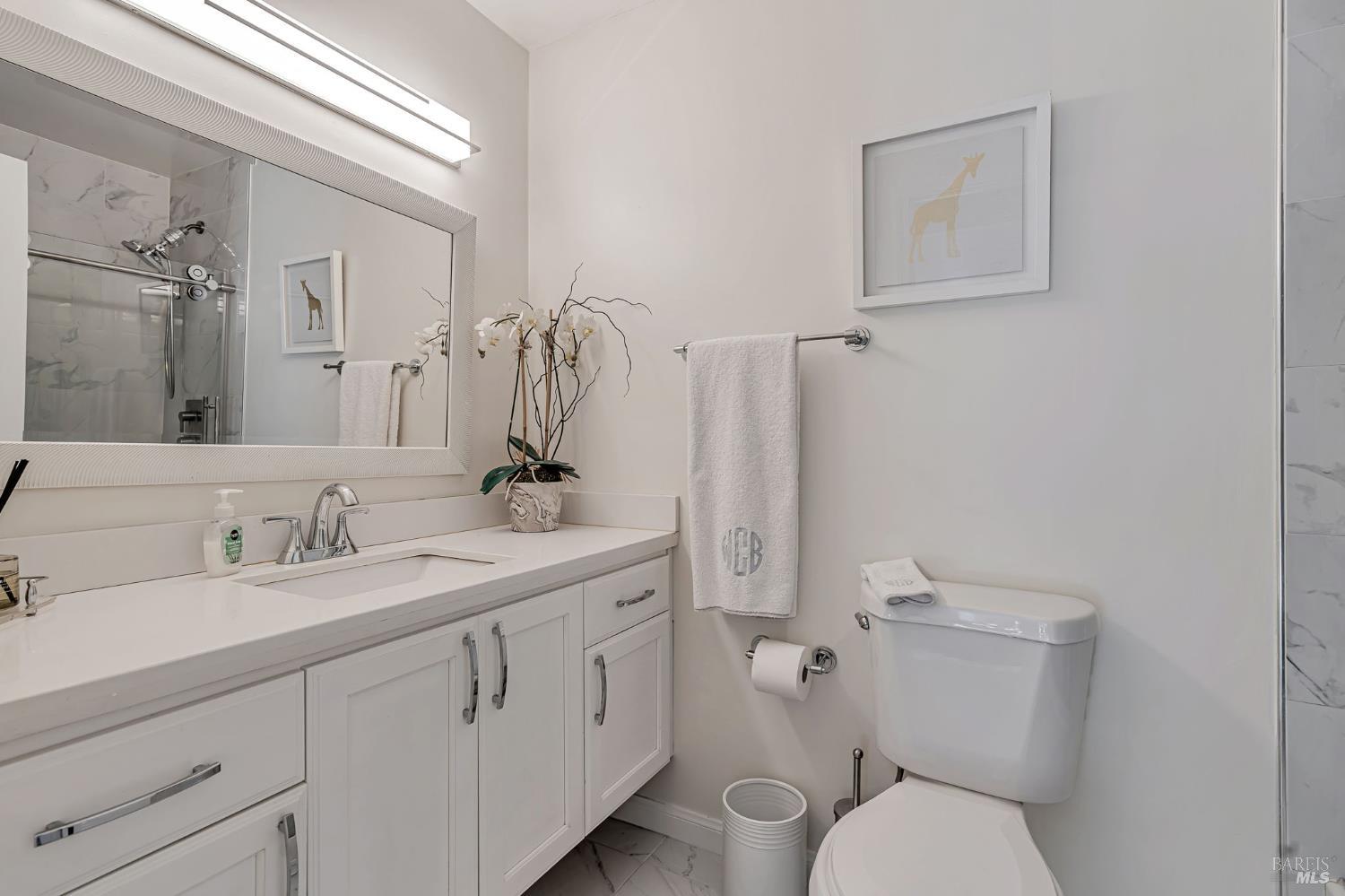 Detail Gallery Image 30 of 40 For 1704 Granada Ct, Petaluma,  CA 94954 - 5 Beds | 2/1 Baths