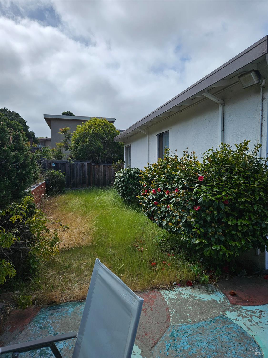 Detail Gallery Image 8 of 19 For 6117 Rosalind Ave, Richmond,  CA 94805 - 3 Beds | 1 Baths