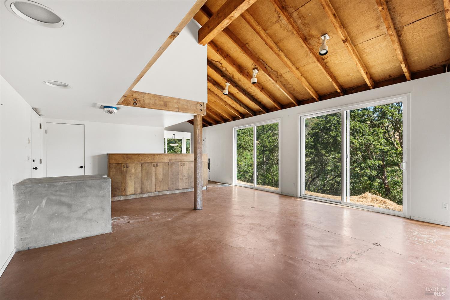 Detail Gallery Image 7 of 24 For 510 Wall Rd, Napa,  CA 94558 - 3 Beds | 2 Baths