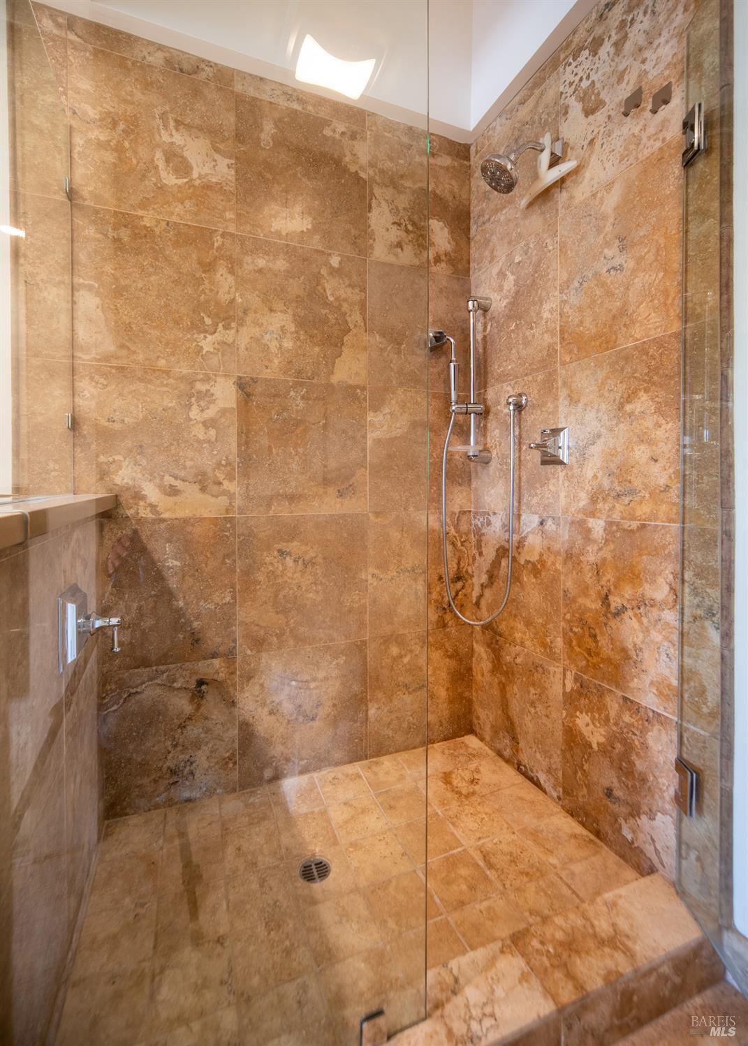 Detail Gallery Image 24 of 67 For 89 Mariner Green Dr, Corte Madera,  CA 94925 - 4 Beds | 2/1 Baths