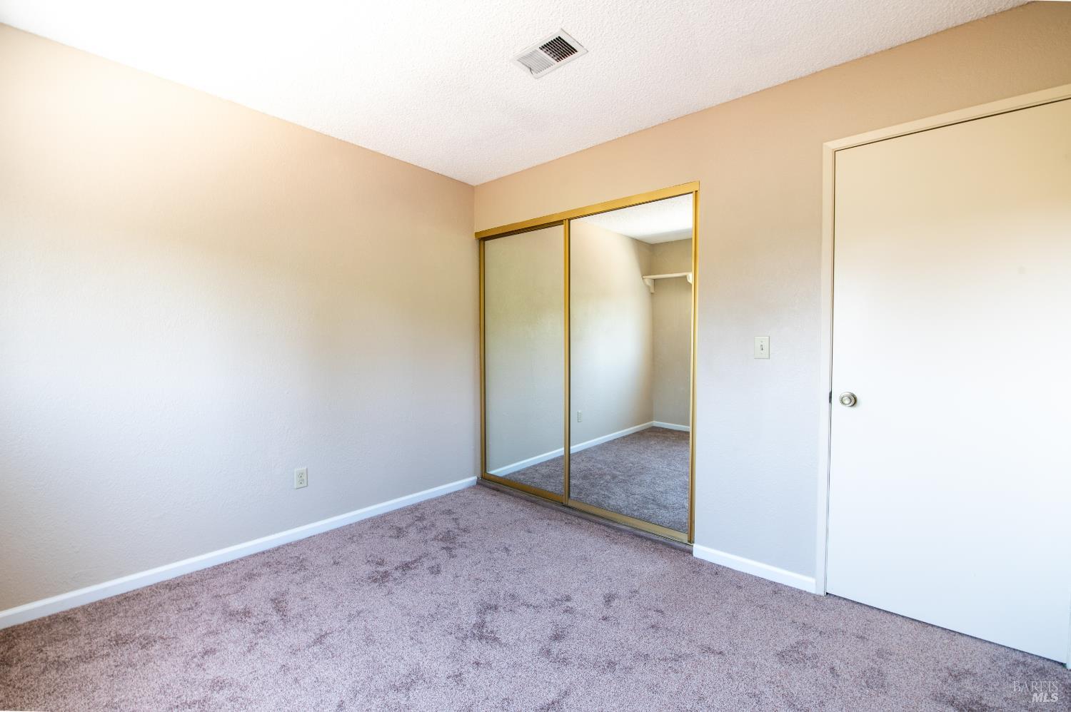 Detail Gallery Image 21 of 41 For 172 Delgado Ct, Vallejo,  CA 94591 - 4 Beds | 2/1 Baths