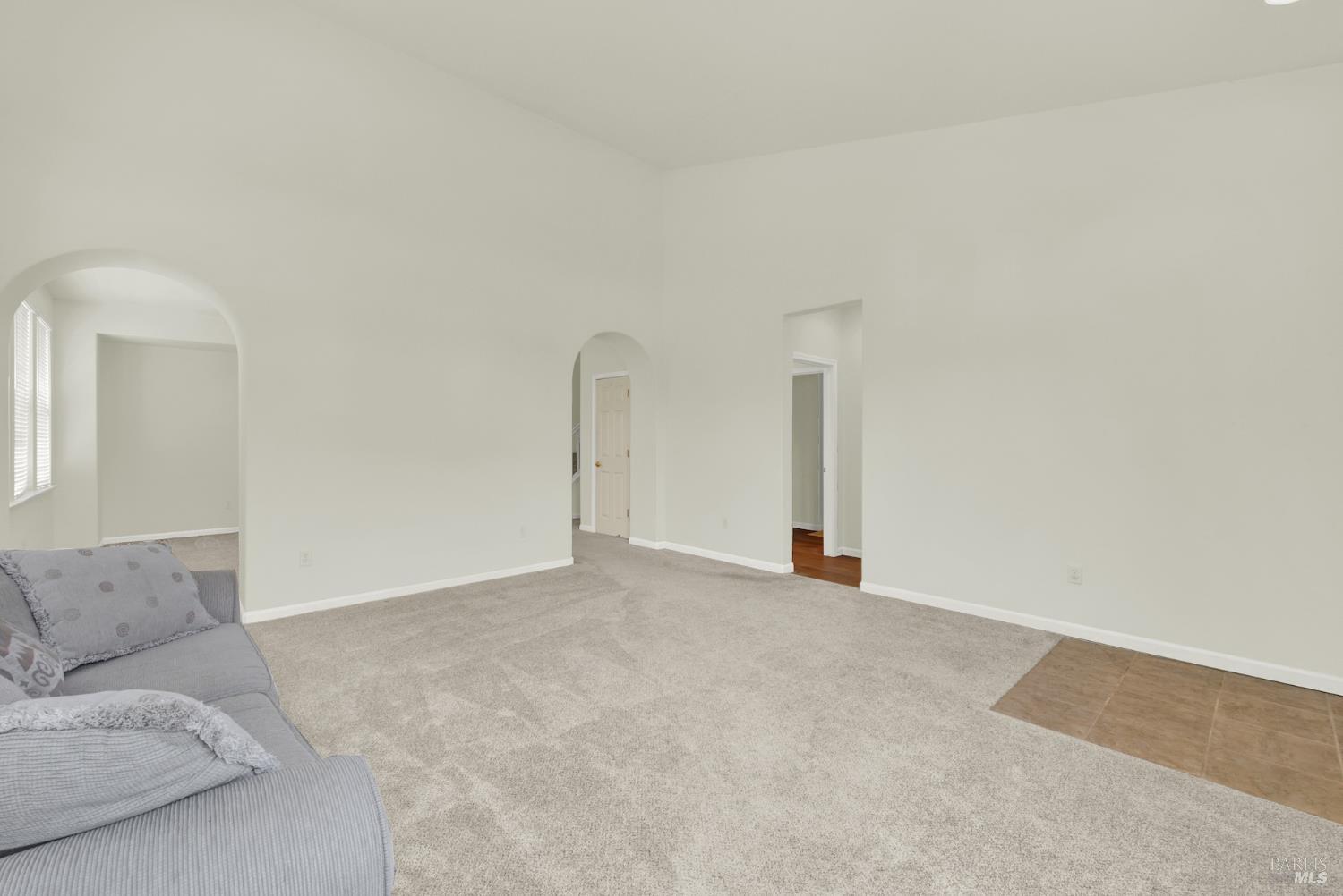Detail Gallery Image 13 of 99 For 365 Sage Sparrow Cir, Vacaville,  CA 95687 - 6 Beds | 4 Baths