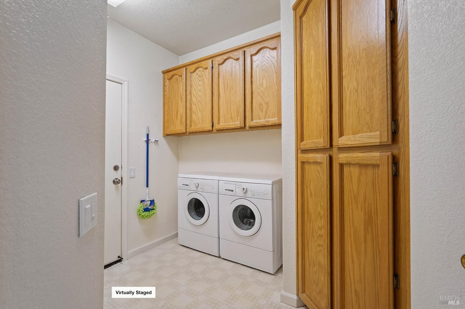 Detail Gallery Image 68 of 71 For 598 Crownpointe Cir, Vacaville,  CA 95687 - 4 Beds | 3 Baths