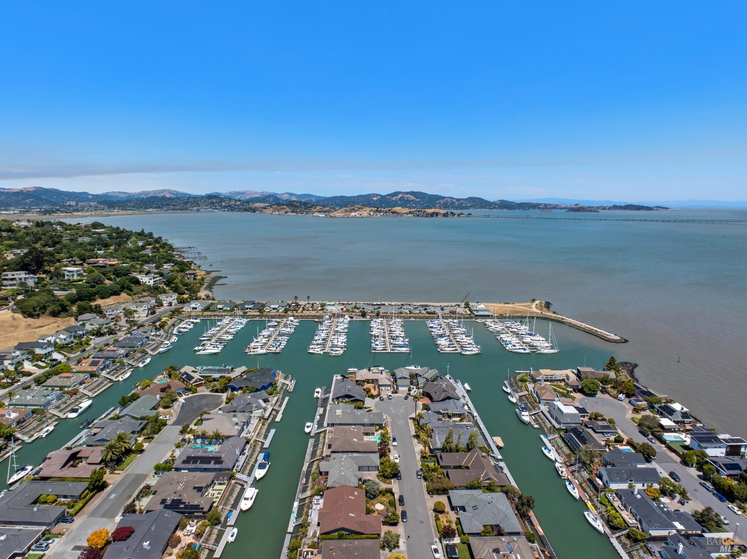 Detail Gallery Image 42 of 44 For 220 Jamaica St, Tiburon,  CA 94920 - 4 Beds | 2/1 Baths