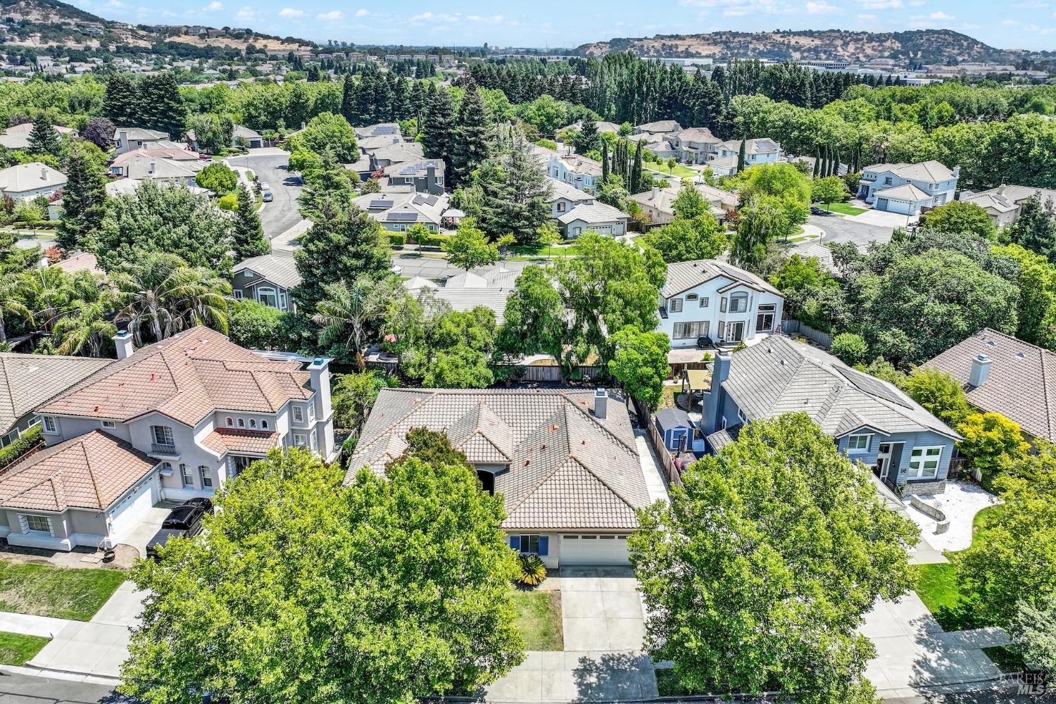 Detail Gallery Image 4 of 93 For 616 Pavilion Dr, Fairfield,  CA 94534 - 3 Beds | 2/1 Baths
