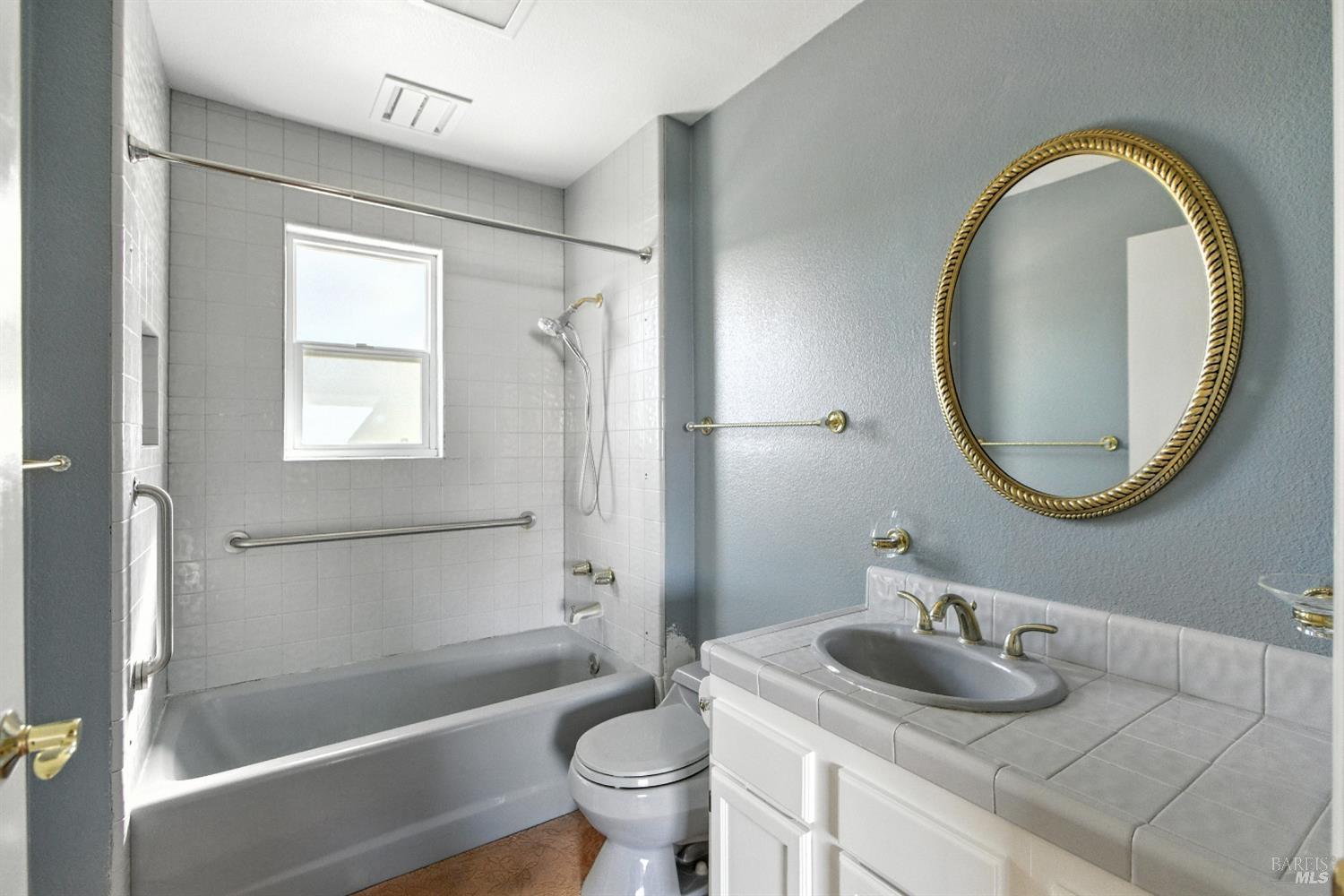 Detail Gallery Image 15 of 30 For 189 Lassen Cir, Vacaville,  CA 95687 - 2 Beds | 1 Baths