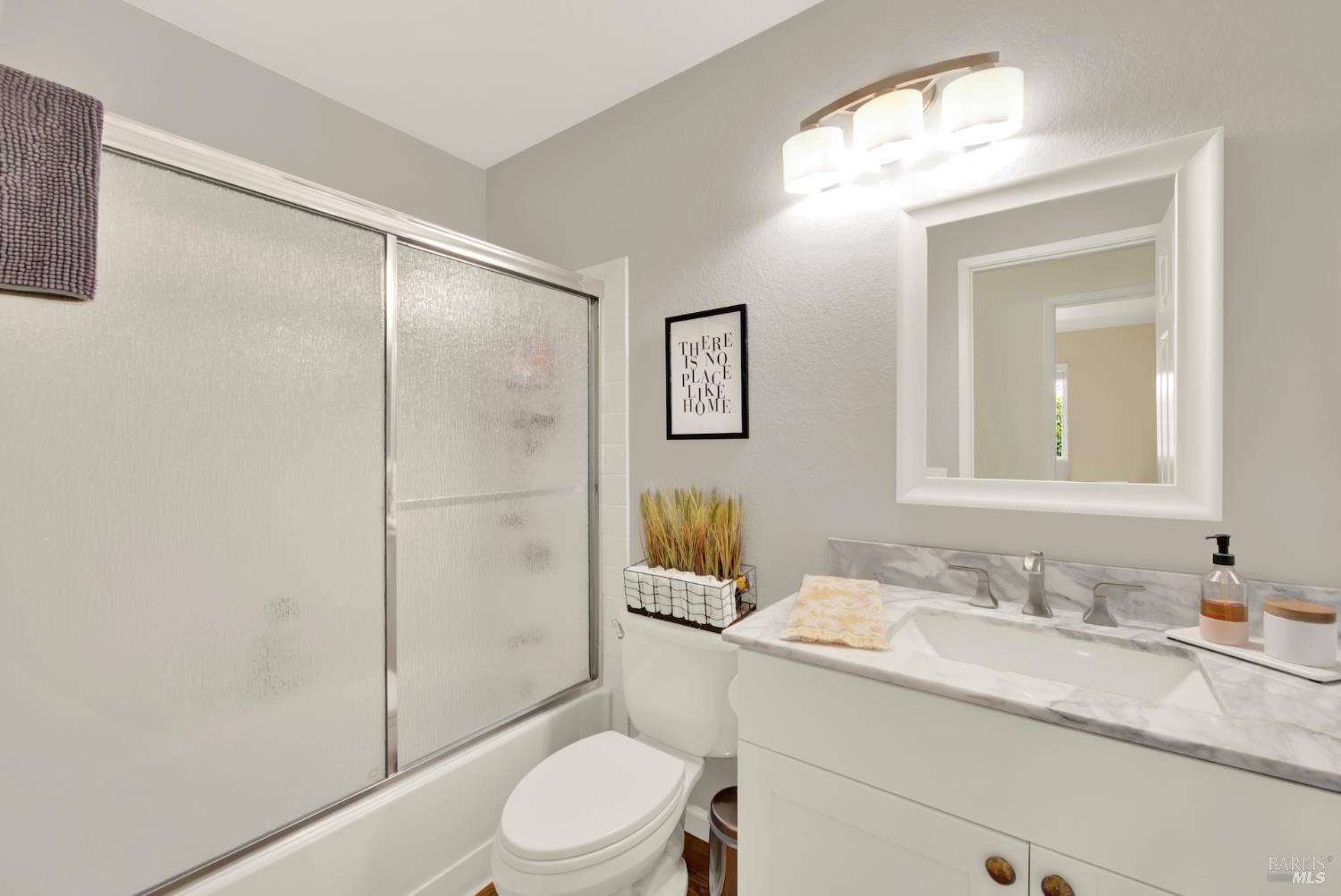 Detail Gallery Image 38 of 63 For 231 Ballindine Dr, Vacaville,  CA 95688 - 4 Beds | 2 Baths