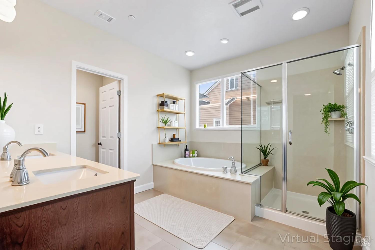 Detail Gallery Image 10 of 47 For 2152 Eva St, Napa,  CA 94559 - 3 Beds | 2/1 Baths