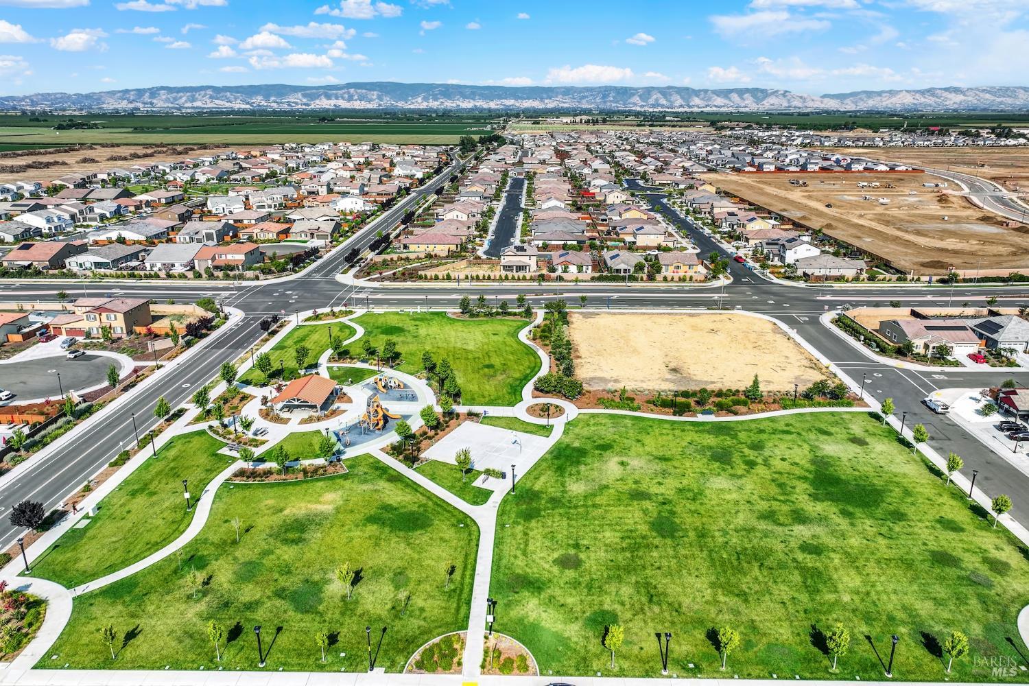 Detail Gallery Image 72 of 73 For 570 Wildflower Ct, Dixon,  CA 95620 - 3 Beds | 2 Baths