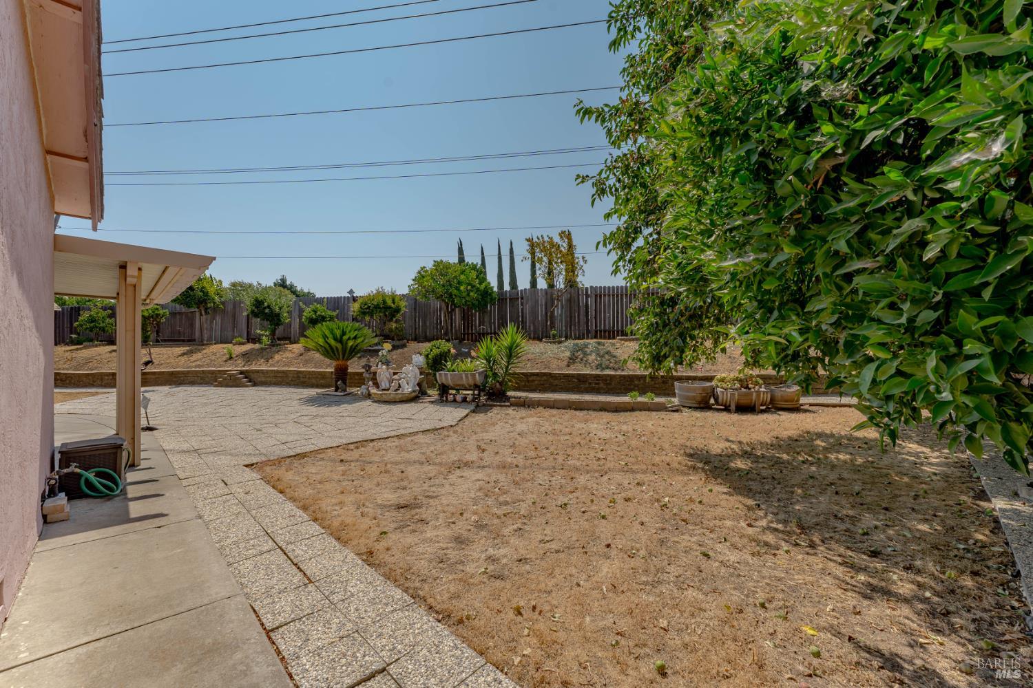 Detail Gallery Image 28 of 44 For 2049 Harte Ct, Fairfield,  CA 94533 - 4 Beds | 2 Baths