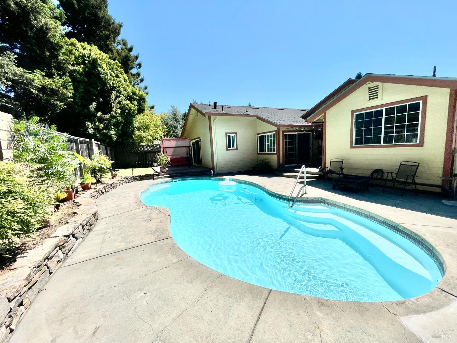 Detail Gallery Image 39 of 46 For 6194 San Gabriel Pl, Rohnert Park,  CA 94928 - 4 Beds | 2 Baths