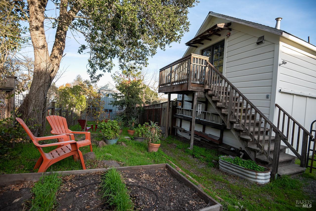 Detail Gallery Image 43 of 64 For 306 Howard St, Petaluma,  CA 94952 - 2 Beds | 1/1 Baths