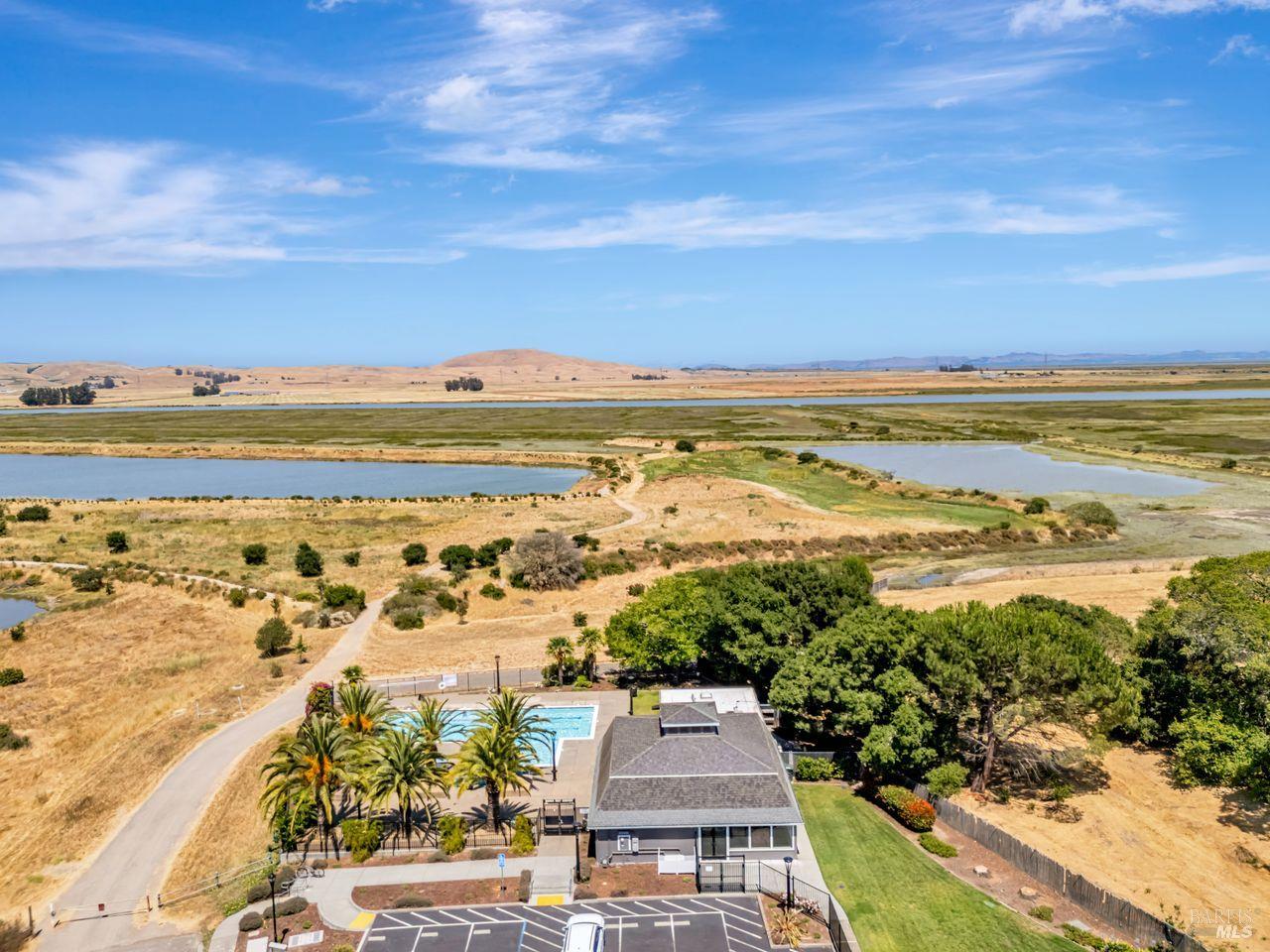 Detail Gallery Image 44 of 60 For 2541 Topaz Dr, Novato,  CA 94945 - 4 Beds | 2/1 Baths