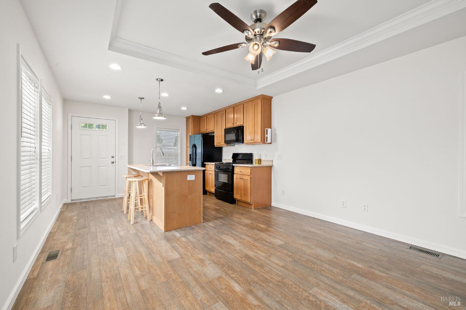 Detail Gallery Image 5 of 19 For 70 Romani Ct, Santa Rosa,  CA 95407 - 2 Beds | 1 Baths