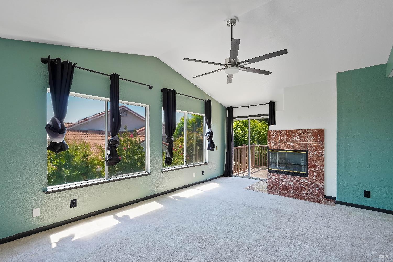 Detail Gallery Image 38 of 71 For 598 Crownpointe Cir, Vacaville,  CA 95687 - 4 Beds | 3 Baths