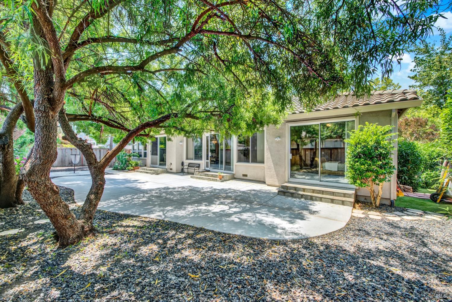 Detail Gallery Image 78 of 93 For 616 Pavilion Dr, Fairfield,  CA 94534 - 3 Beds | 2/1 Baths