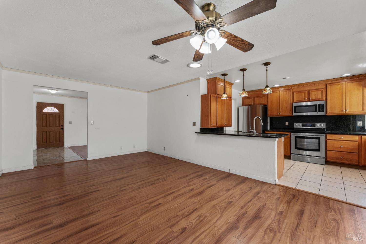 Detail Gallery Image 1 of 44 For 2049 Harte Ct, Fairfield,  CA 94533 - 4 Beds | 2 Baths
