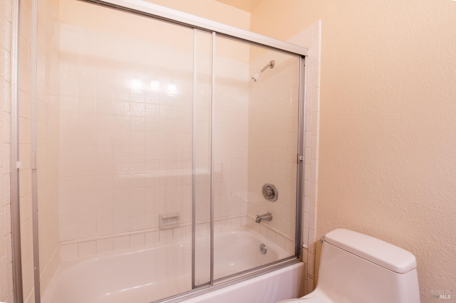 Detail Gallery Image 29 of 41 For 172 Delgado Ct, Vallejo,  CA 94591 - 4 Beds | 2/1 Baths