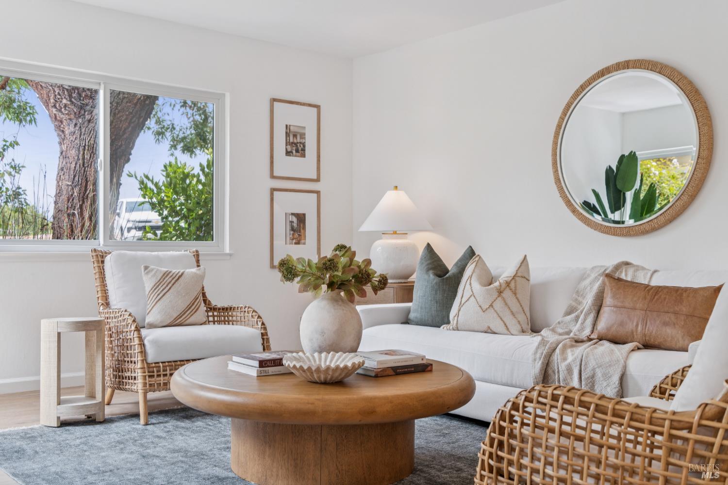 Detail Gallery Image 4 of 39 For 6 Coleridge Dr, Mill Valley,  CA 94941 - 3 Beds | 2/1 Baths