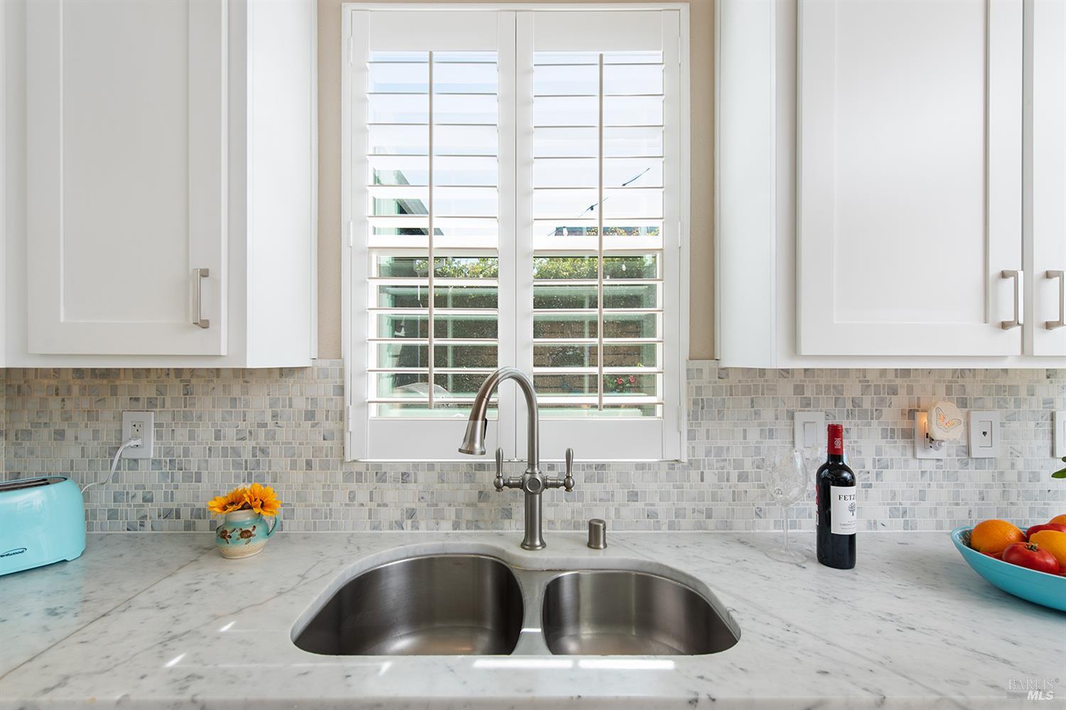 Detail Gallery Image 11 of 37 For 23 Lipton Way, Cotati,  CA 94931 - 3 Beds | 2/1 Baths