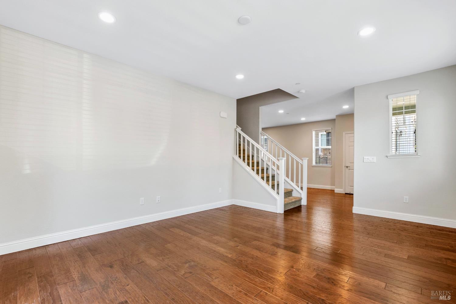 Detail Gallery Image 33 of 47 For 2152 Eva St, Napa,  CA 94559 - 3 Beds | 2/1 Baths