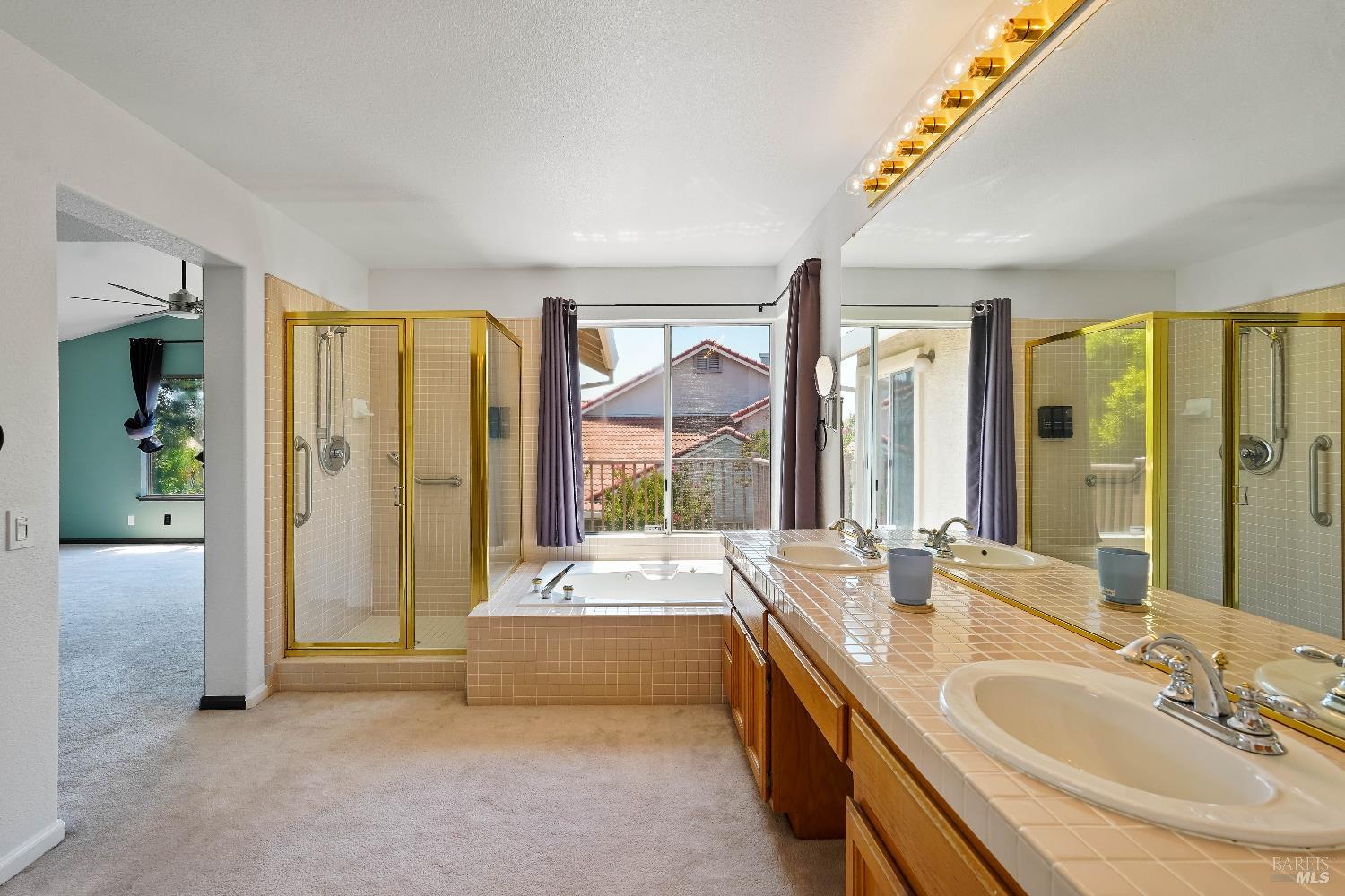 Detail Gallery Image 42 of 71 For 598 Crownpointe Cir, Vacaville,  CA 95687 - 4 Beds | 3 Baths