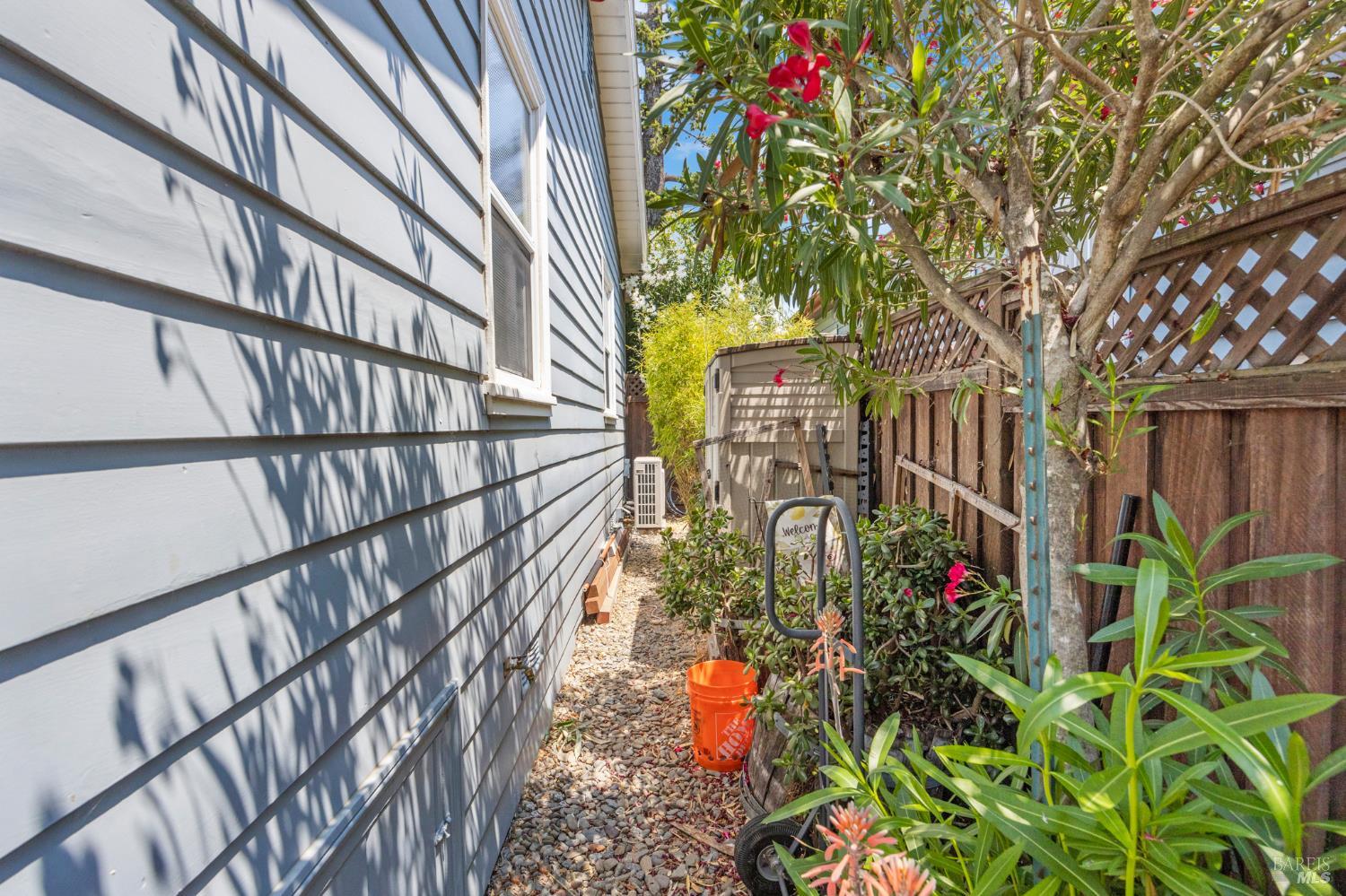 Detail Gallery Image 27 of 49 For 1219 Amador St, Vallejo,  CA 94590 - 3 Beds | 2/1 Baths