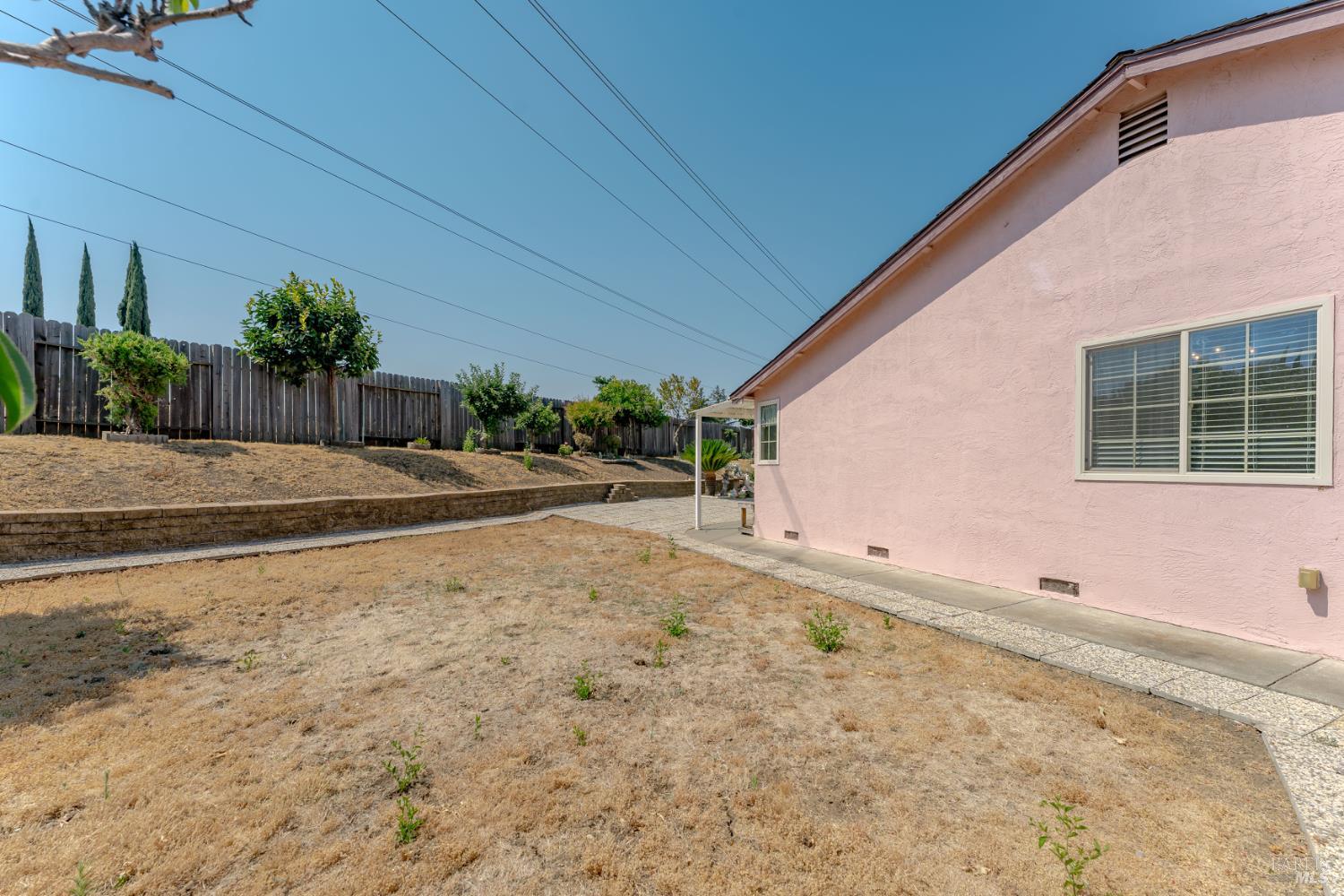 Detail Gallery Image 33 of 44 For 2049 Harte Ct, Fairfield,  CA 94533 - 4 Beds | 2 Baths