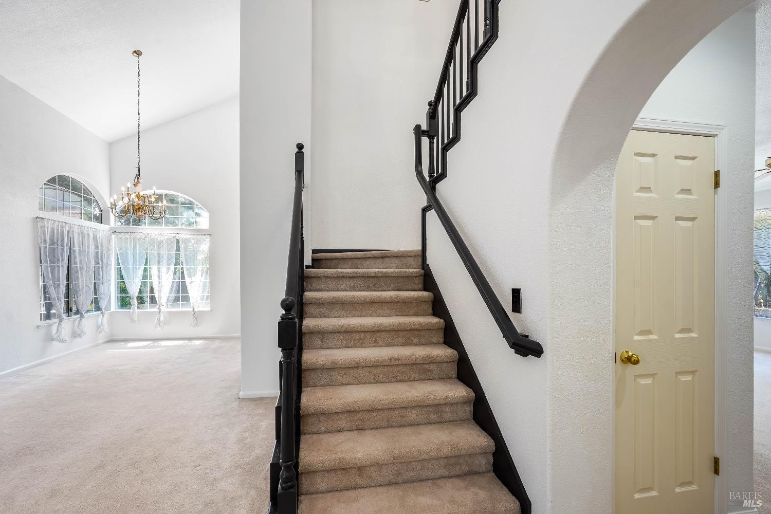Detail Gallery Image 32 of 71 For 598 Crownpointe Cir, Vacaville,  CA 95687 - 4 Beds | 3 Baths