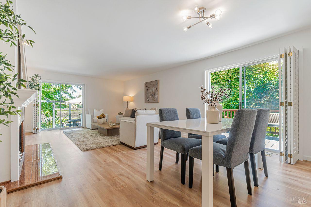 Detail Gallery Image 6 of 60 For 2541 Topaz Dr, Novato,  CA 94945 - 4 Beds | 2/1 Baths