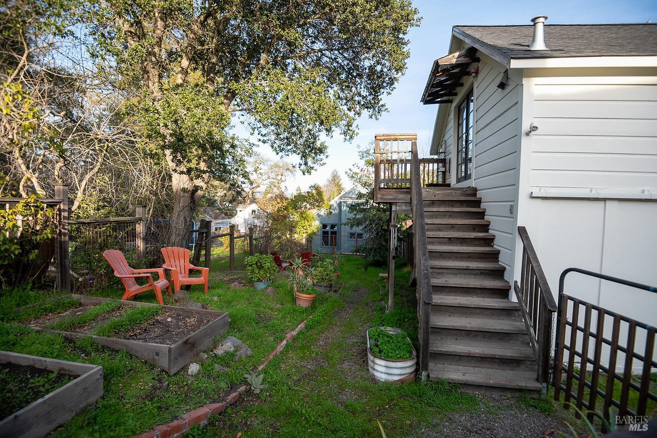 Detail Gallery Image 44 of 64 For 306 Howard St, Petaluma,  CA 94952 - 2 Beds | 1/1 Baths