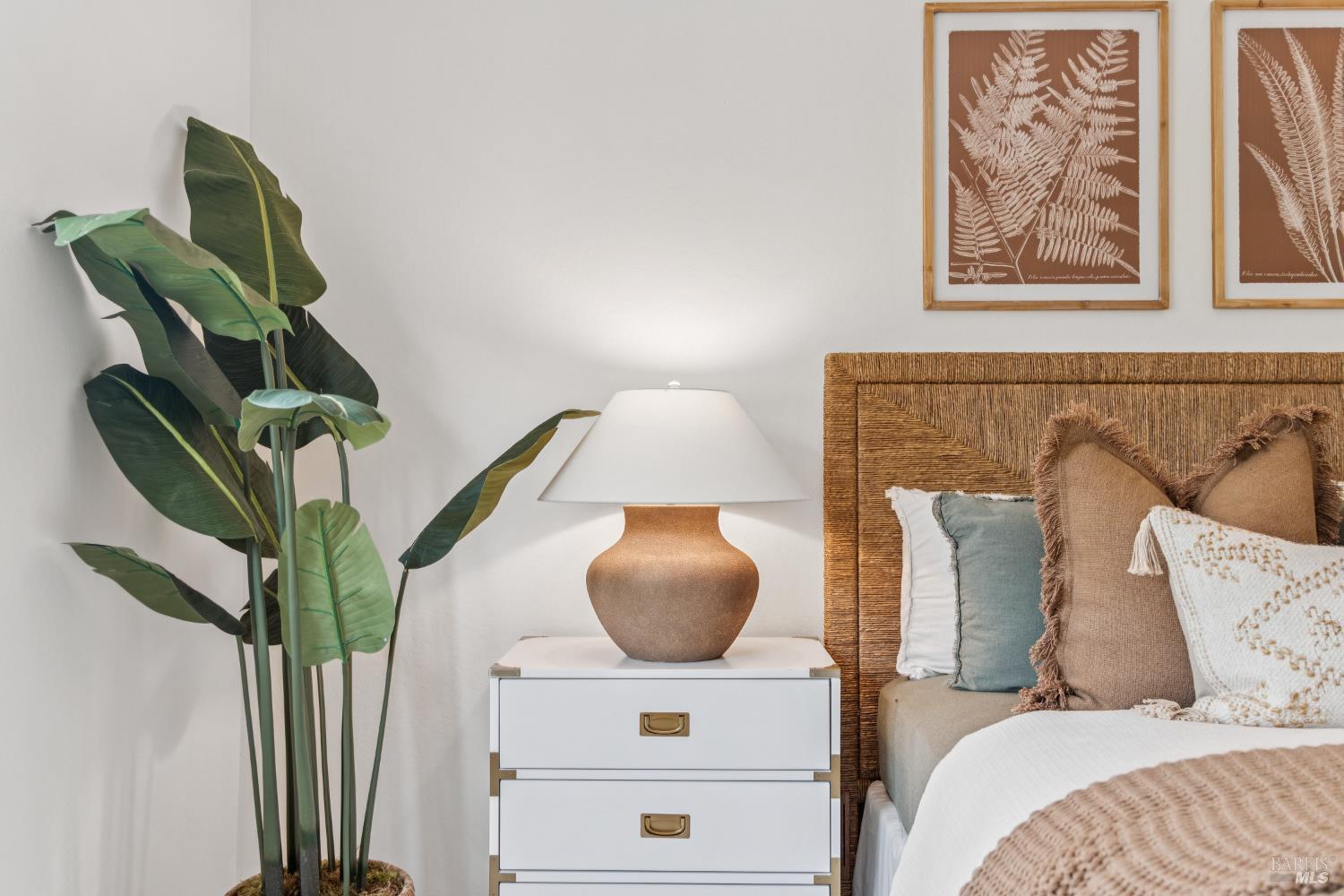 Detail Gallery Image 26 of 39 For 6 Coleridge Dr, Mill Valley,  CA 94941 - 3 Beds | 2/1 Baths