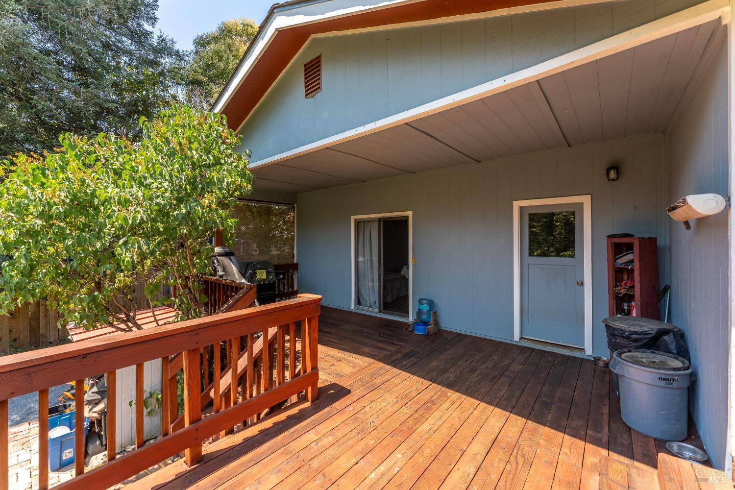 Detail Gallery Image 24 of 34 For 1725 E Madrone Dr, Ukiah,  CA 95482 - 4 Beds | 2 Baths