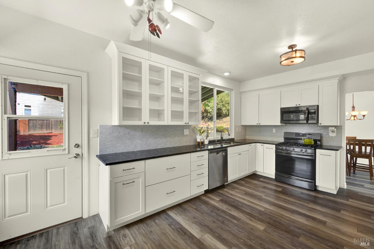 Detail Gallery Image 30 of 81 For 249 Milford Ct, Vacaville,  CA 95688 - 4 Beds | 2/1 Baths