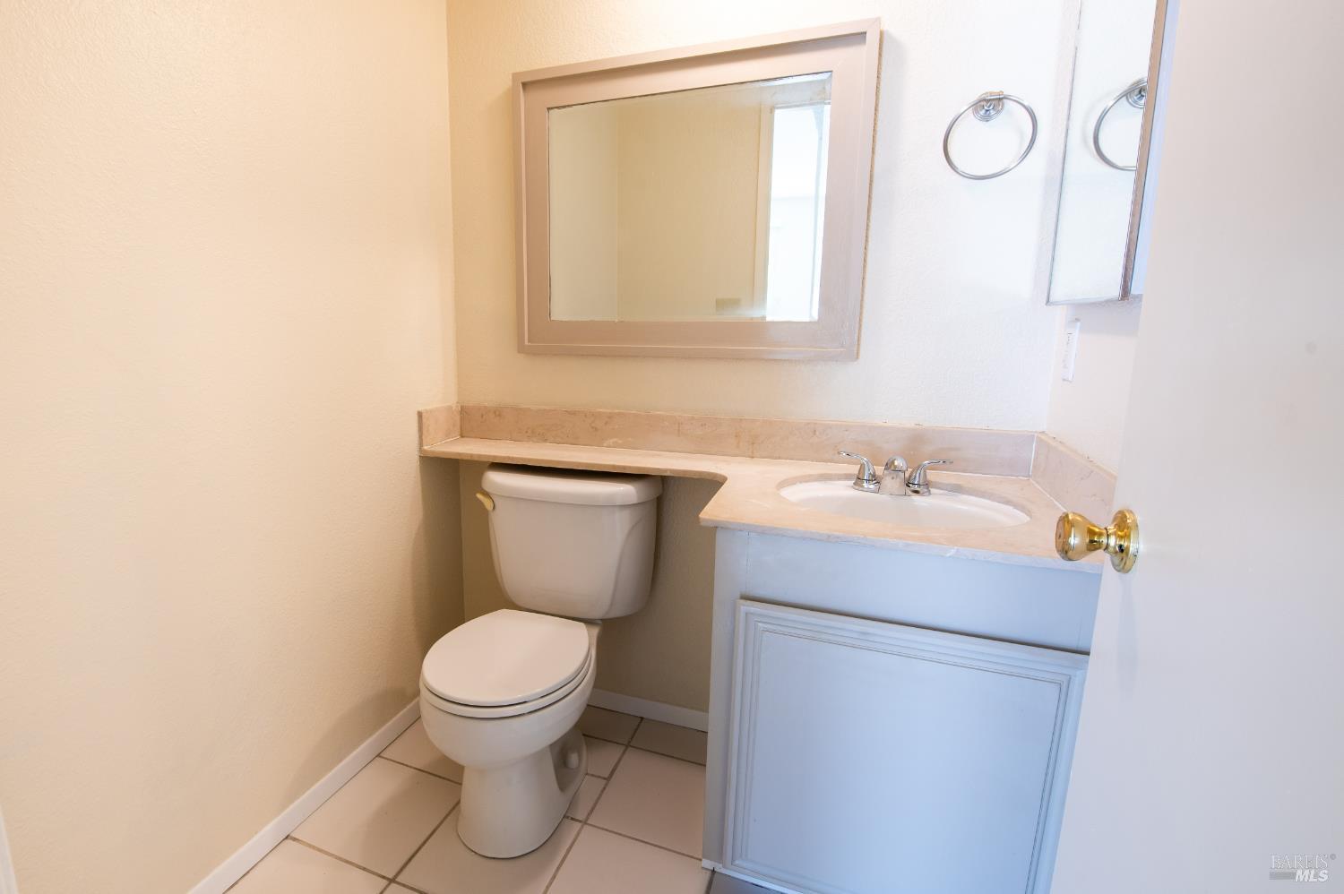 Detail Gallery Image 17 of 41 For 172 Delgado Ct, Vallejo,  CA 94591 - 4 Beds | 2/1 Baths