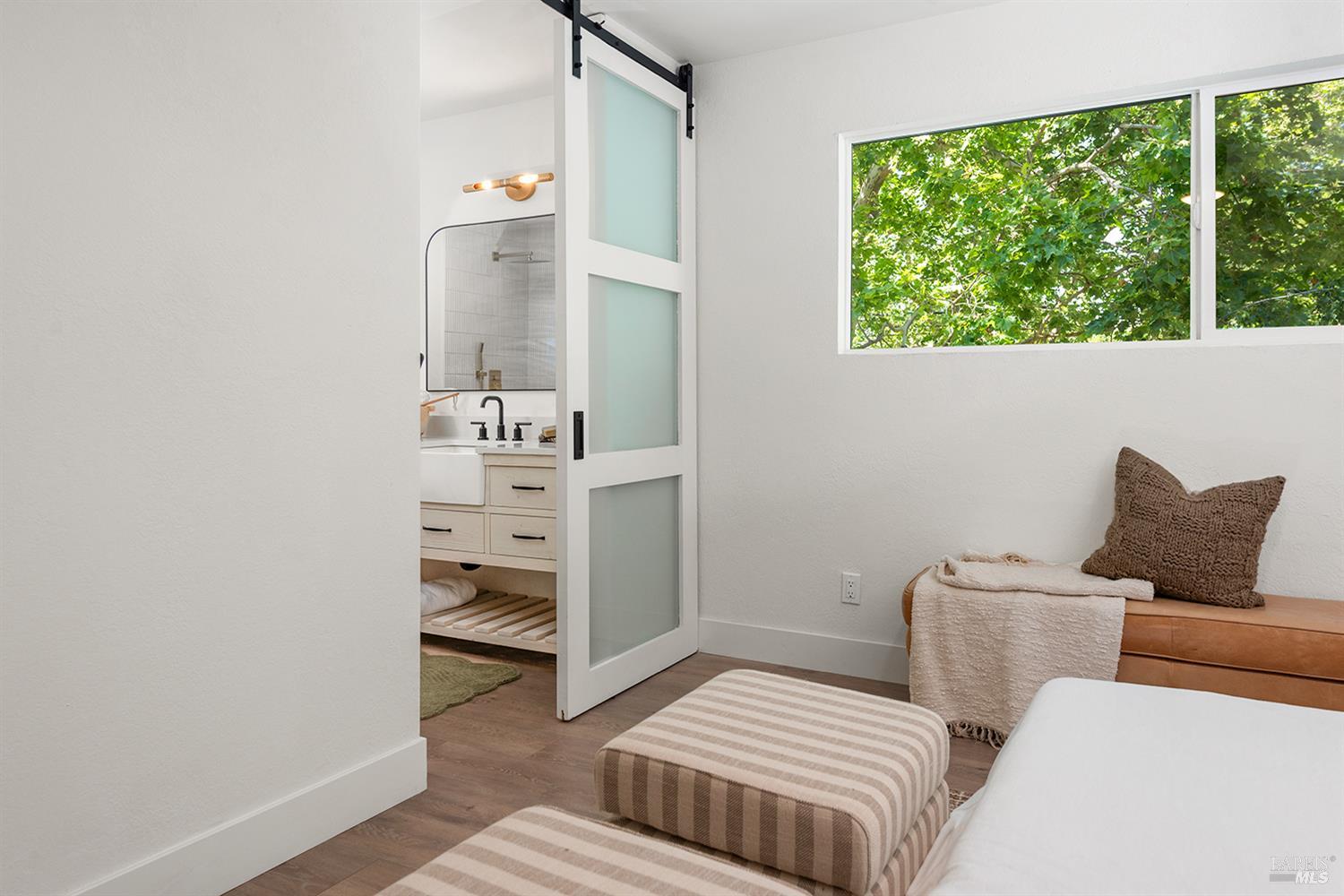 Detail Gallery Image 24 of 36 For 1044 W Mcnear Ave, Petaluma,  CA 94952 - 3 Beds | 2 Baths