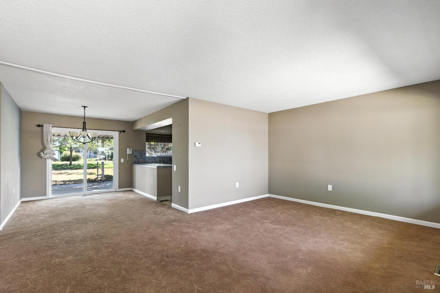 Detail Gallery Image 11 of 30 For 189 Lassen Cir, Vacaville,  CA 95687 - 2 Beds | 1 Baths