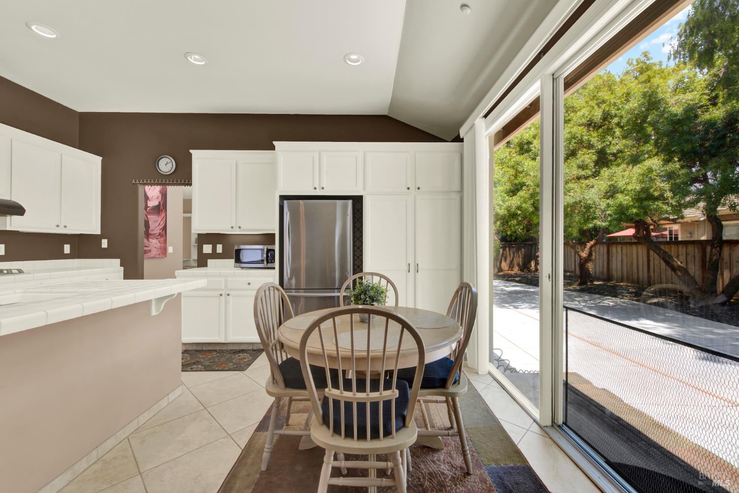 Detail Gallery Image 45 of 93 For 616 Pavilion Dr, Fairfield,  CA 94534 - 3 Beds | 2/1 Baths