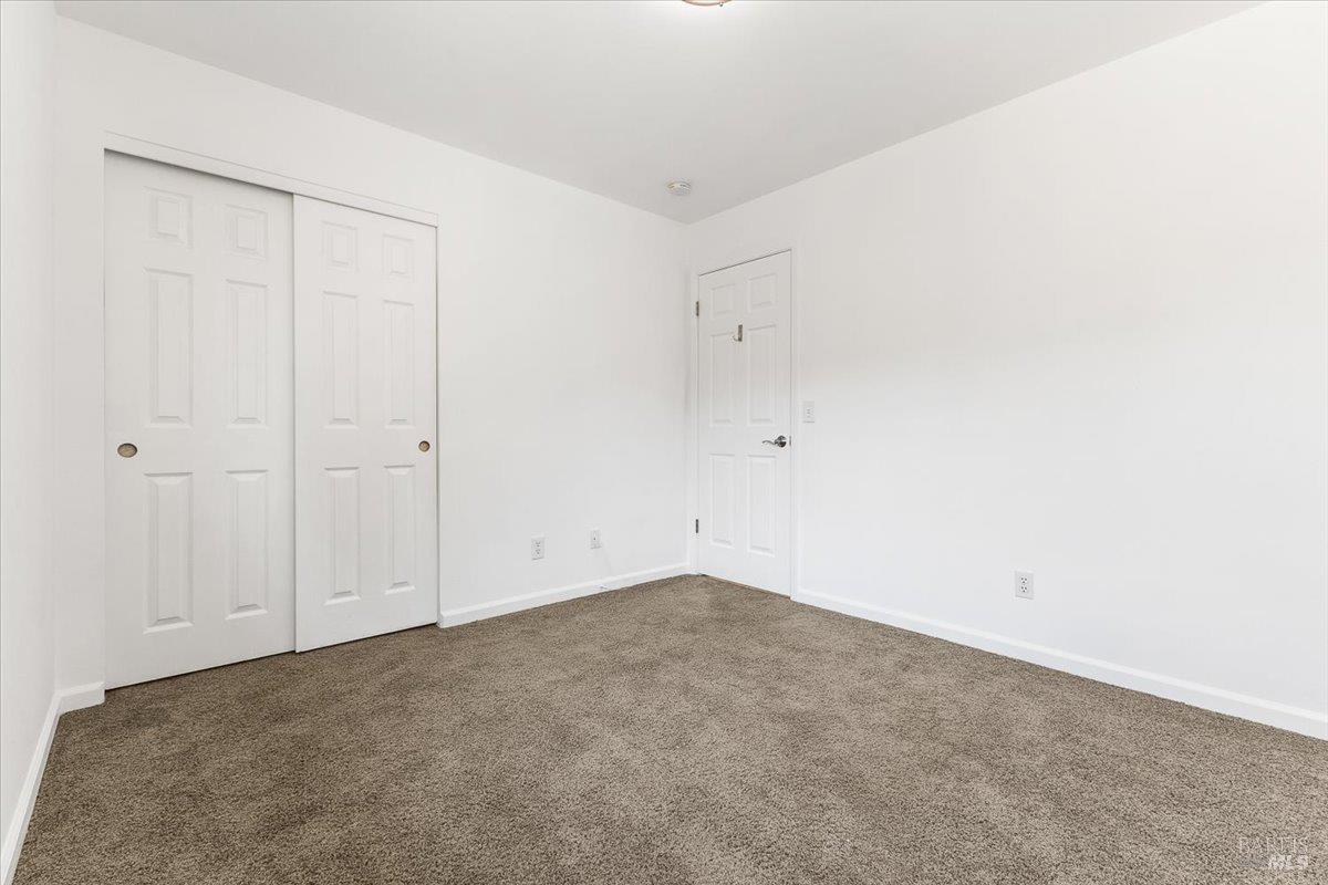 Detail Gallery Image 13 of 27 For 989 Ventnor Ave, Windsor,  CA 95492 - 3 Beds | 2 Baths