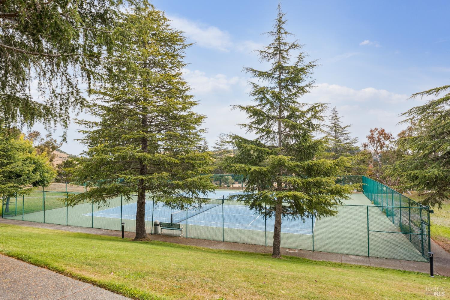 Detail Gallery Image 35 of 39 For 6 Coleridge Dr, Mill Valley,  CA 94941 - 3 Beds | 2/1 Baths