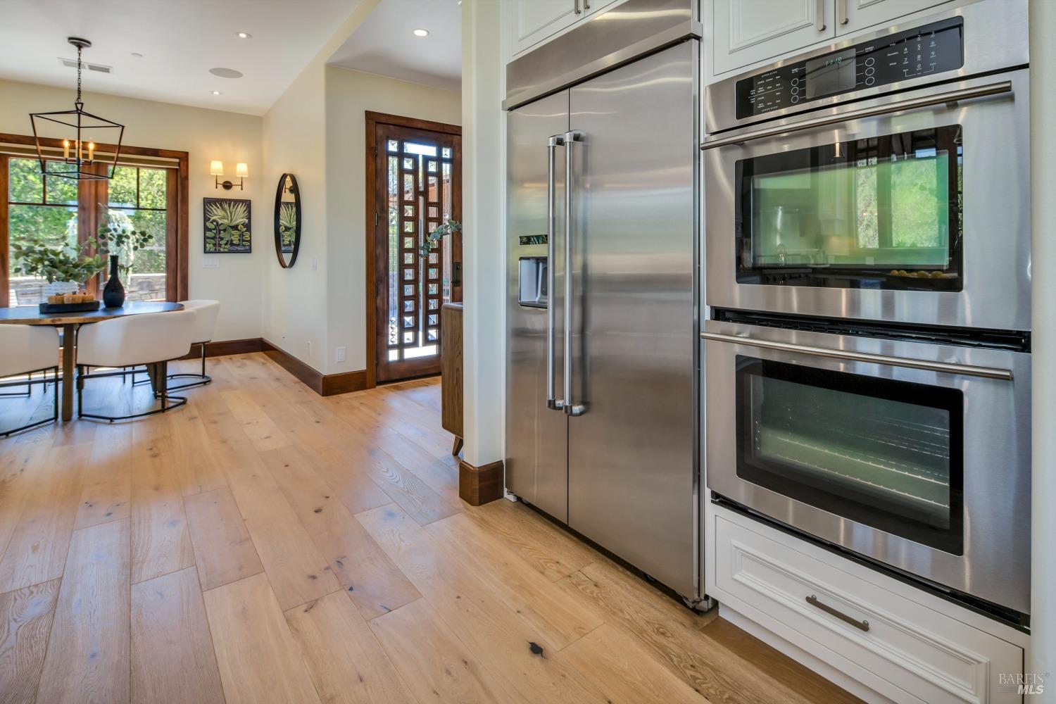 Detail Gallery Image 16 of 57 For 231 Poppy Hill Dr, Healdsburg,  CA 95448 - 4 Beds | 3/1 Baths