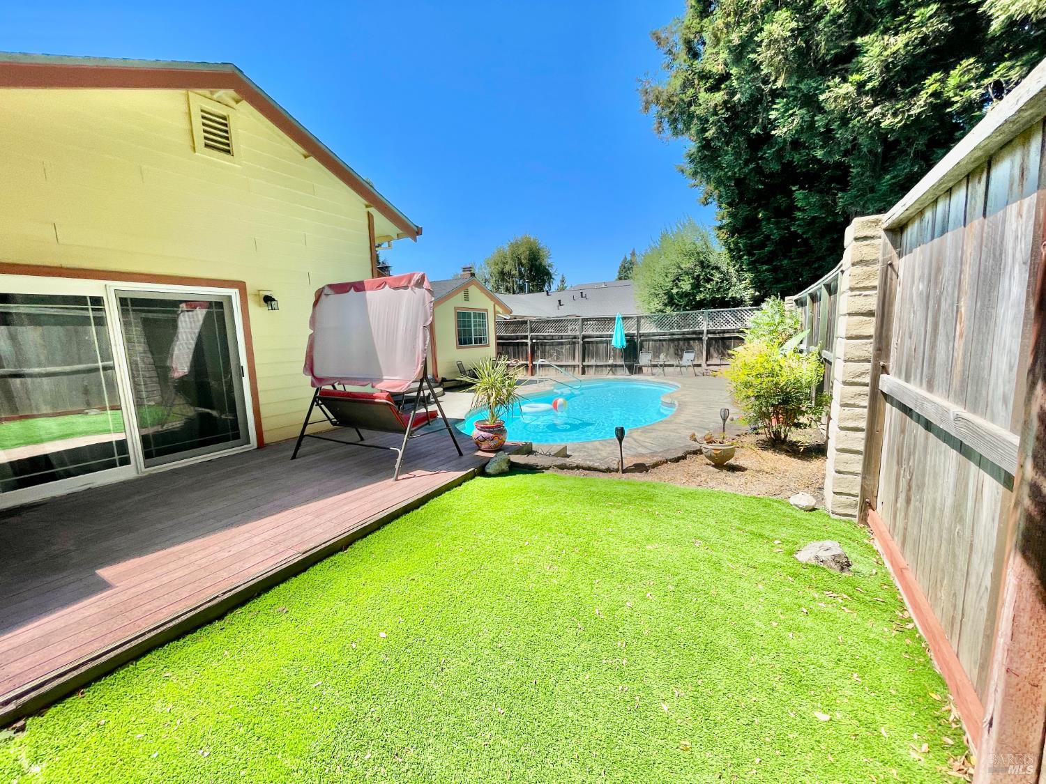 Detail Gallery Image 42 of 46 For 6194 San Gabriel Pl, Rohnert Park,  CA 94928 - 4 Beds | 2 Baths