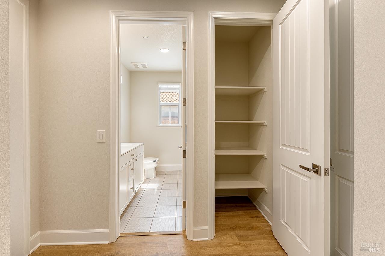 Detail Gallery Image 9 of 39 For 149 Shubin Way, Vacaville,  CA 95687 - 4 Beds | 2/1 Baths